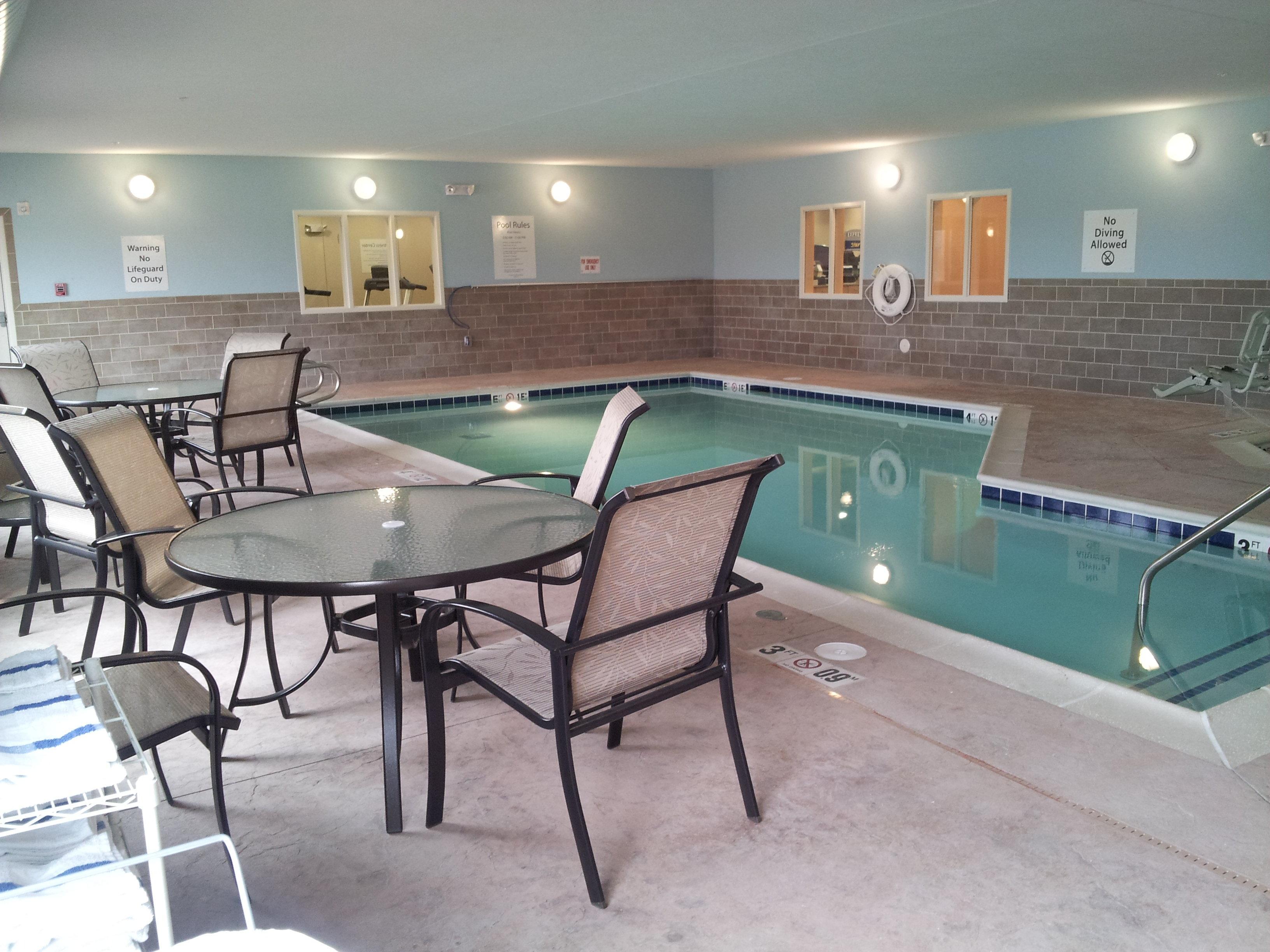 Holiday Inn Express - Albert Lea By Ihg Exteriör bild